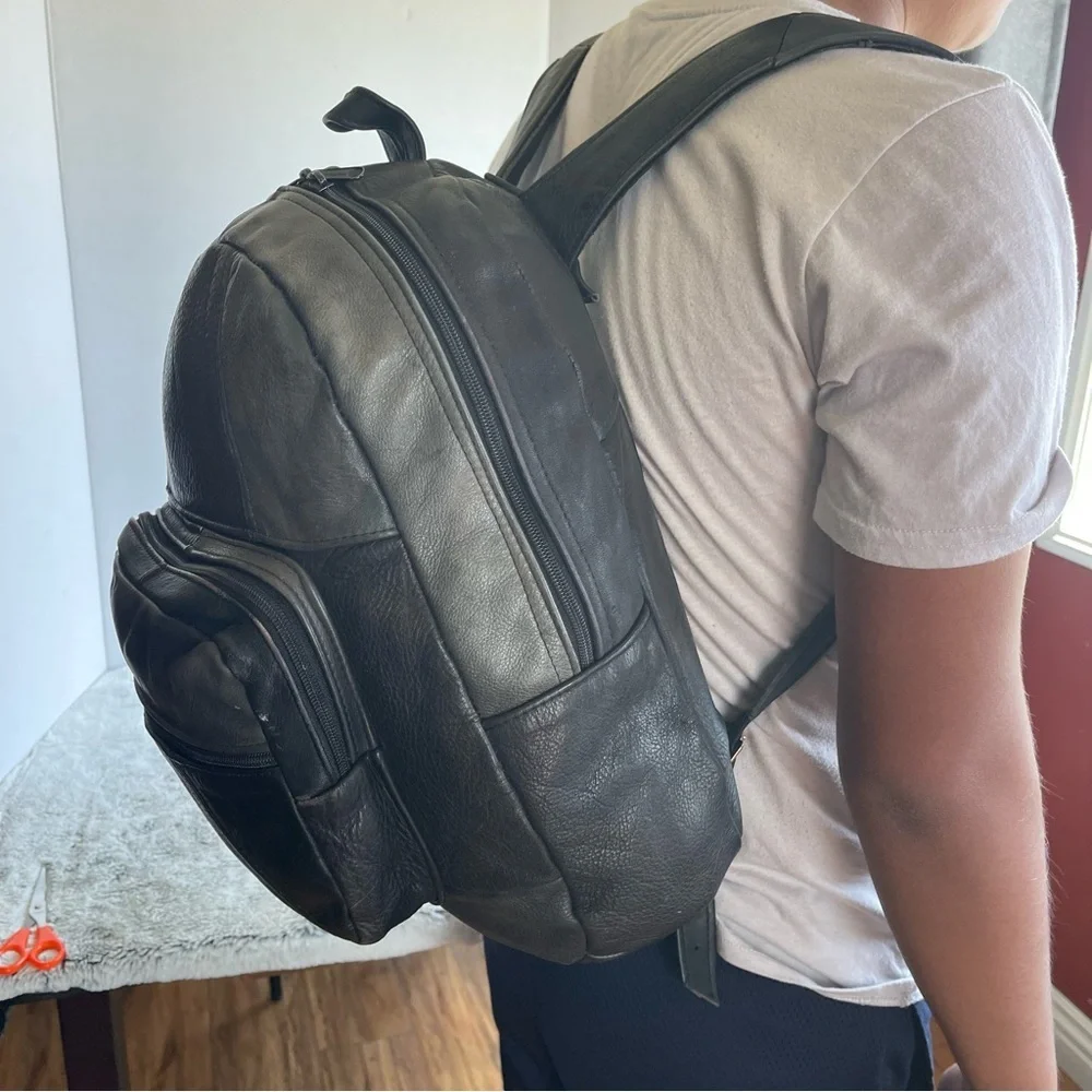 Handmade Soft Leather Men’s Backpack - Black